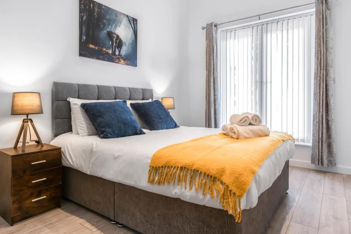 Lovely 1 Bedroom Apartment In Central ווקינג מראה חיצוני תמונה